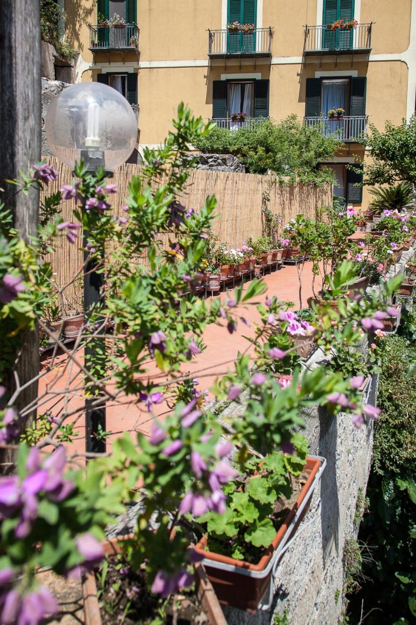 Hotel L'Argine Fiorito Atrani Exterior foto